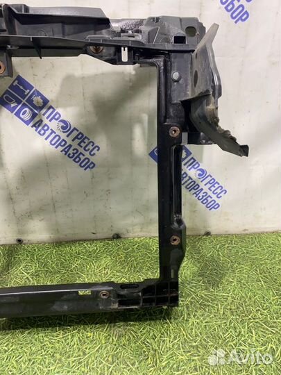 Рамка радиатора Mazda Cx-7 кроссовер 2.3