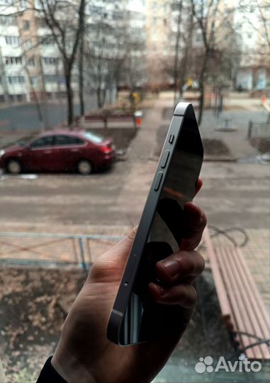 iPhone 14, 128 ГБ