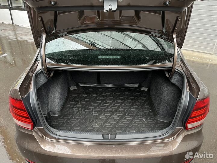 Volkswagen Polo 1.6 AT, 2017, 121 145 км