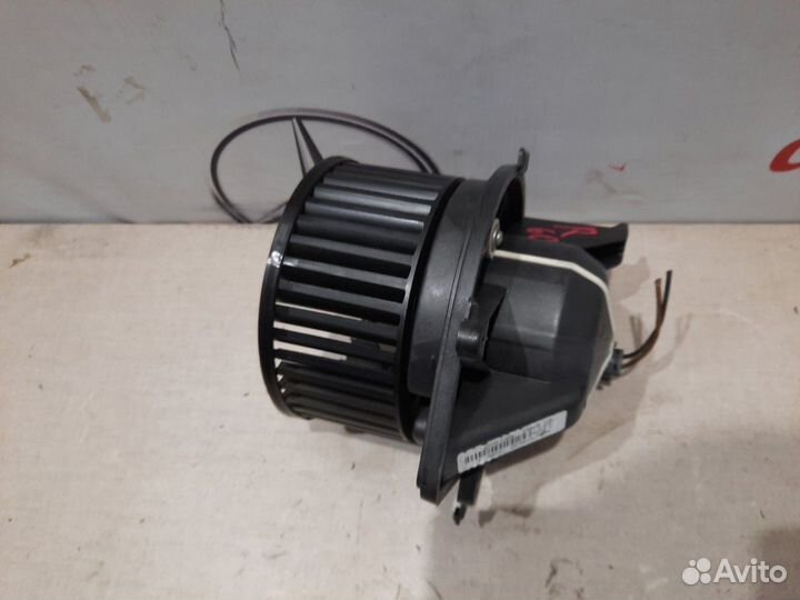 Мотор печки Mini Countryman R60 N16B16A 2011