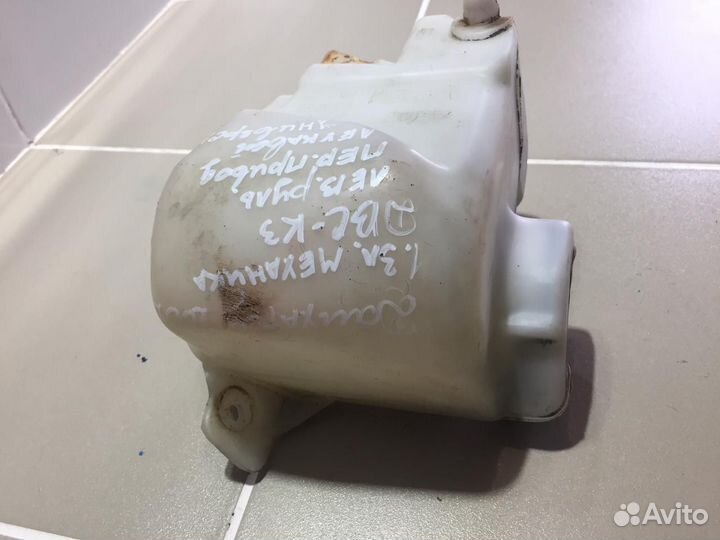 Бачок омывателя Daihatsu YRV 2002 г