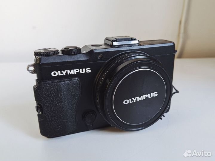 Olympus XZ-2