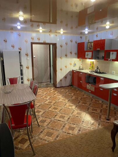 3-к. квартира, 60 м², 2/2 эт.