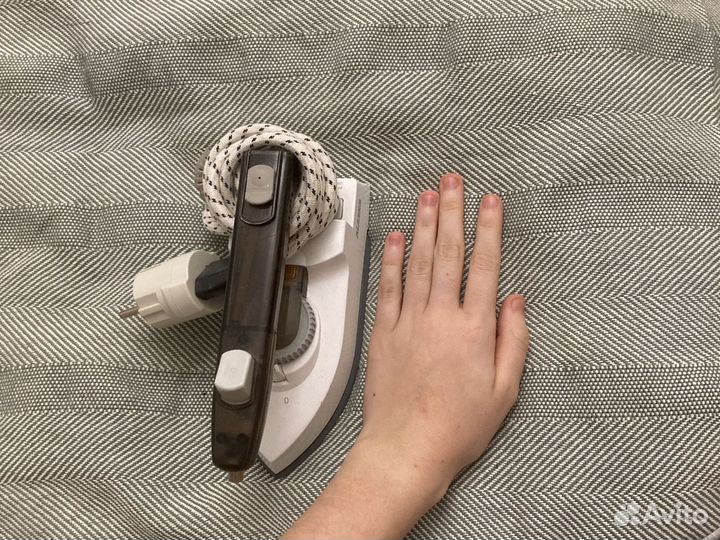 Утюг дорожный