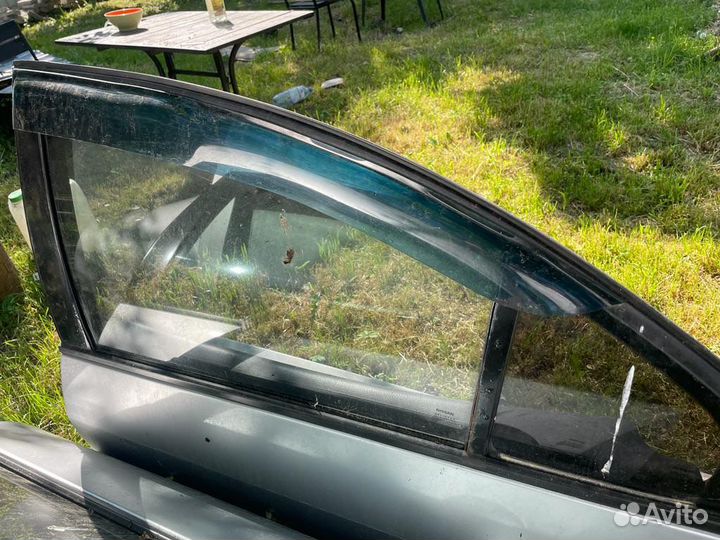 Стекла на Ниссан примера р12