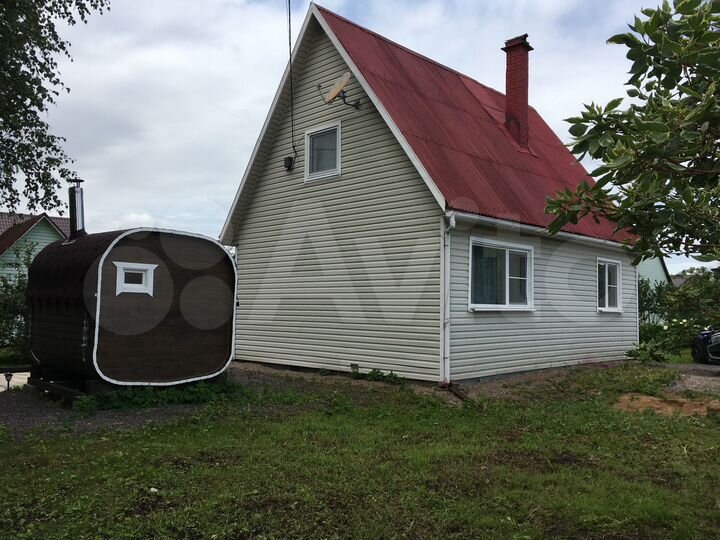 Дом 72 м² на участке 10,5 сот.