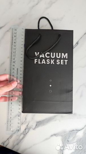 Термос с кружками