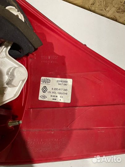 Фонарь задний левый Renault Megane седан K4M 2006