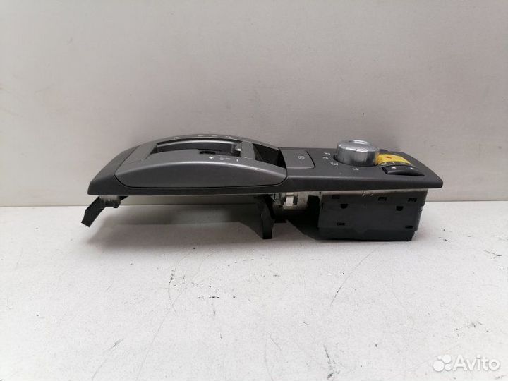 Центральная консоль Land Rover Range Rover 2.7 TDI