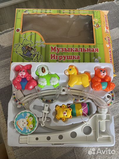 Музыкальная игрушка на кроватку