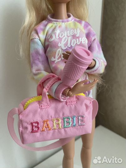 Кукла Barbie Stoney Clover