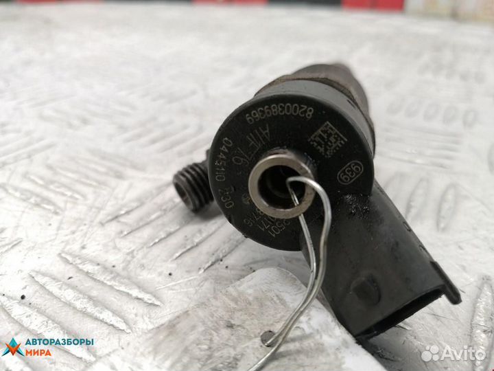 Форсунка Renault Scenic 2 2005 8200389369