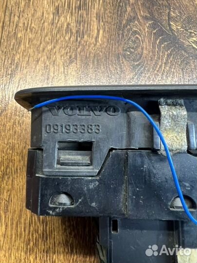 Блок управления стеклоподъемниками передний левый