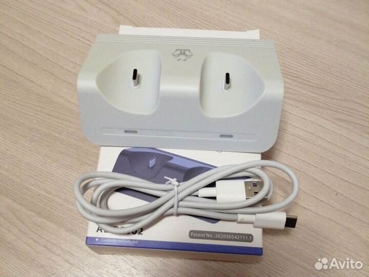 Зарядное устройство для джойстиков PS5