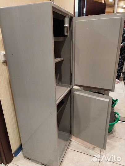 Шкаф металлический