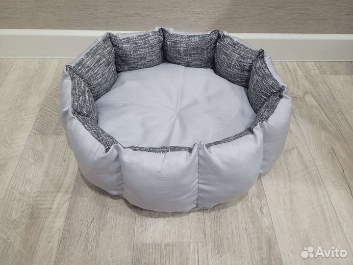 Лежанка для кошек и собак