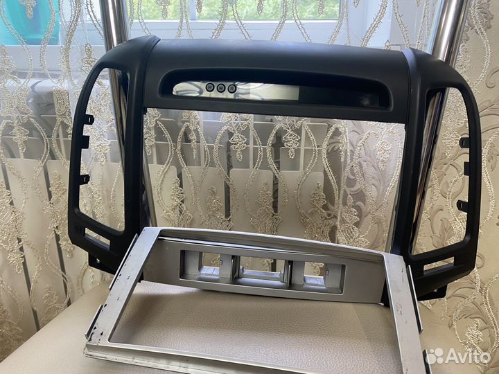 Рамки для магнитолы Hyundai Santa Fe 2 поколения