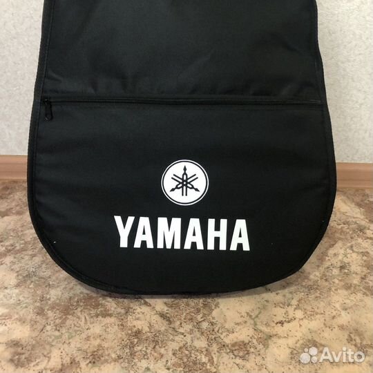 Чехол для гитары Yamaha утепленный