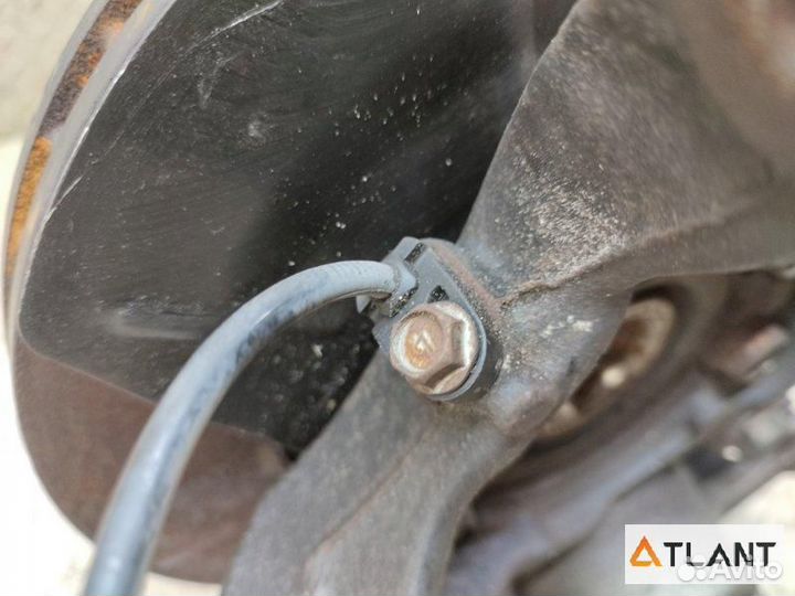 Ступица передняя правая nissan tiida