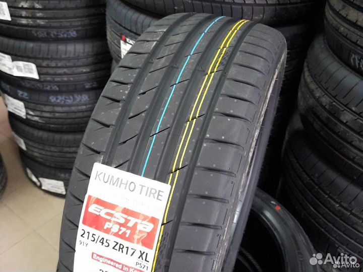 Kumho Ecsta PS71 215/45 R17 91Y