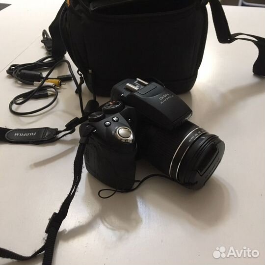Зеркальный фотоаппарат fuji