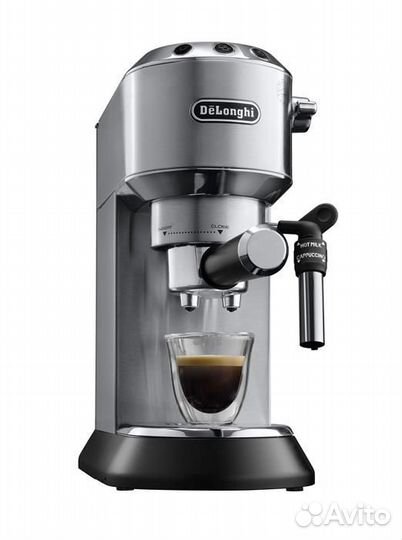 Dedica DeLonghi Рожковая кофеварка EC685.M
