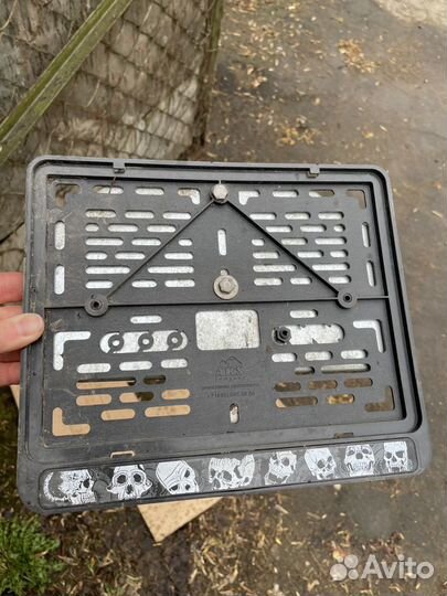 Крепление для номера