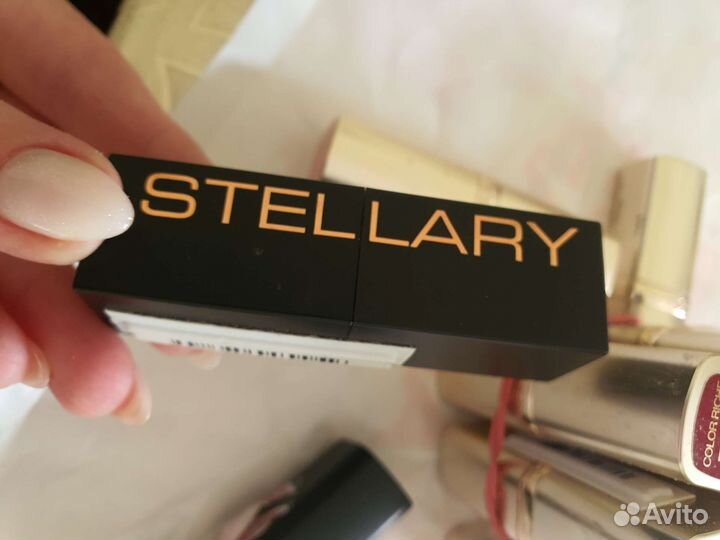 Губная помада l'oreal