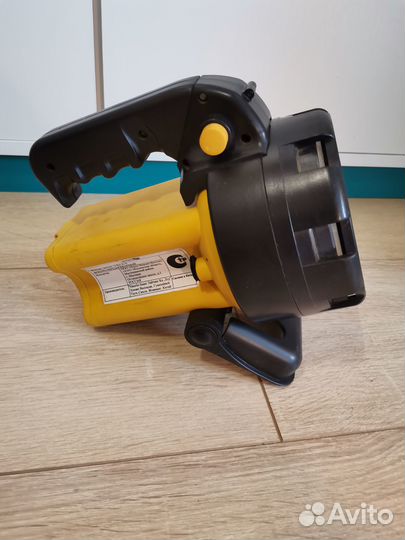 Фонарь аккумуляторный