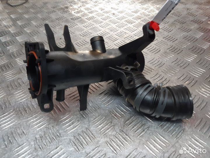 Воздуховод Volkswagen Golf 6 1.4TSI