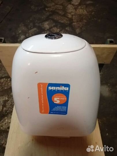 Бачек смывной