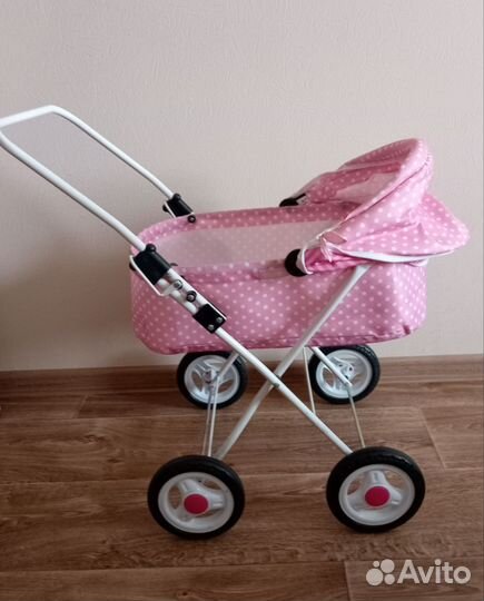 Коляска для кукол