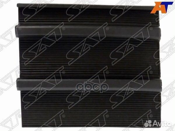 Заглушка В бампер toyota camry 14- под крюк ST