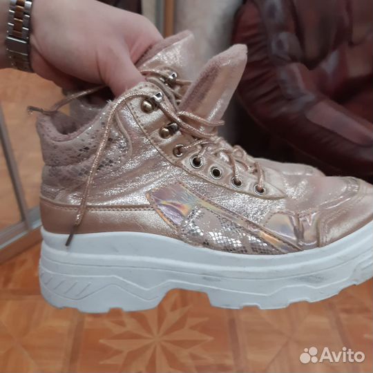 Ботинки -кроссовки для девочки