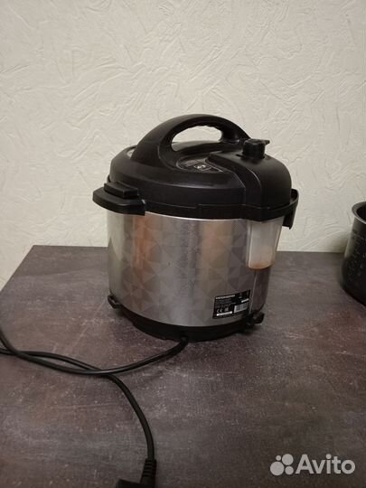 Мультиварка-скороварка redmondrmc-PM380 на ремонт