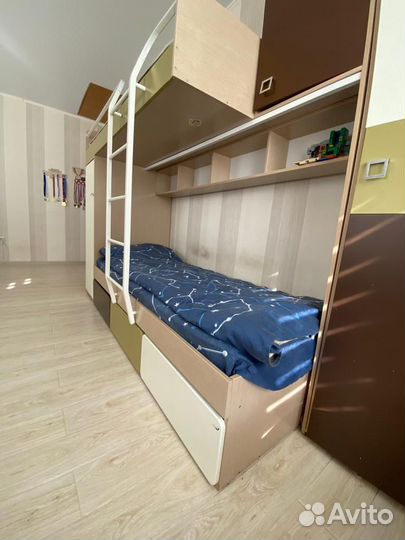 Двухъярусная кровать бу