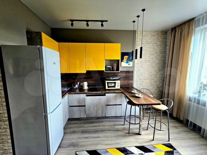 2-к. квартира, 59 м², 1/3 эт.