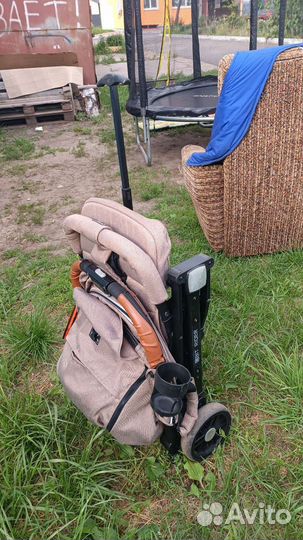Прогулочная коляска