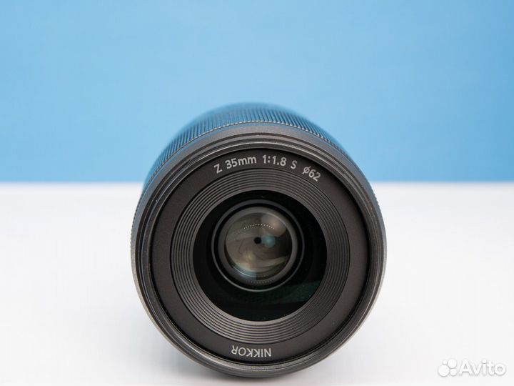 Nikon 35mm f/1.8S Nikkor Z как Новый