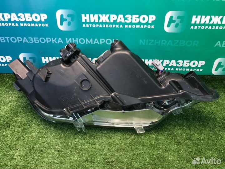 Фара передняя левая Toyota Camry XV55 2014 - 2017