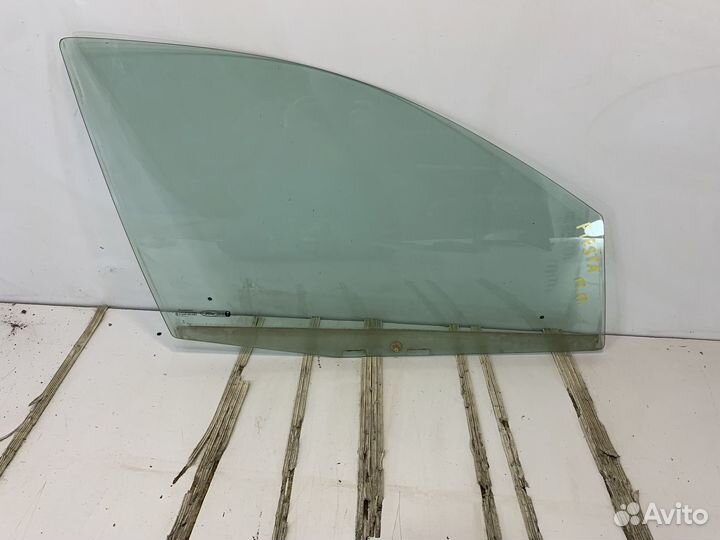Ford Fiesta mk5 стекло двери передней правой