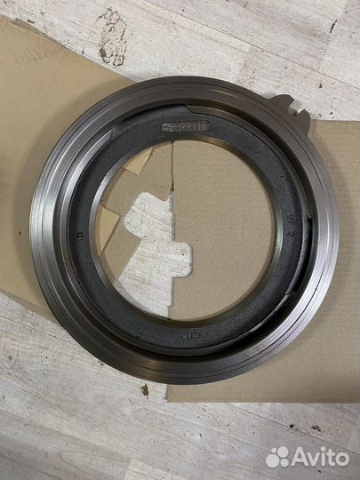 Джон Дир YZ122111 поршень John Deere