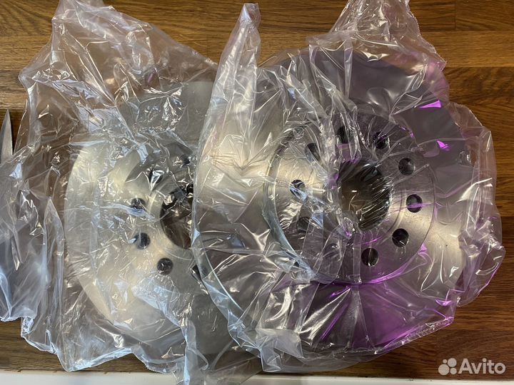 Диск тормозной передний комплект (2 шт)