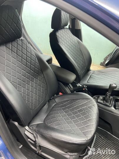 Комплект чехлов Лада Веста