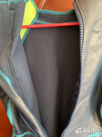 Гидрокостюм детский 5-6 лет и очки Декатлон