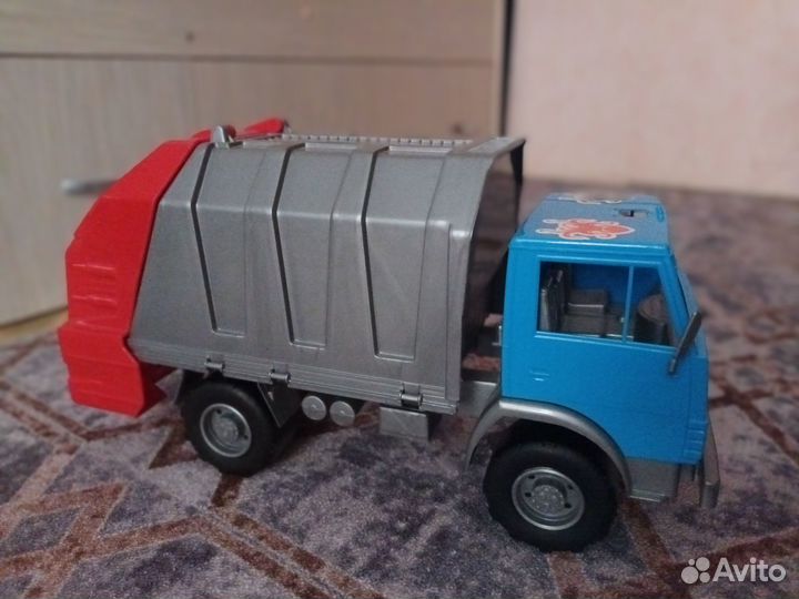 Игрушка машина мусоровоз