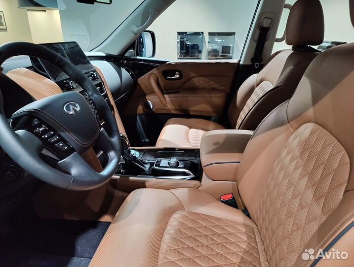 Infiniti QX80 5.6 AT, 2022, 55 км