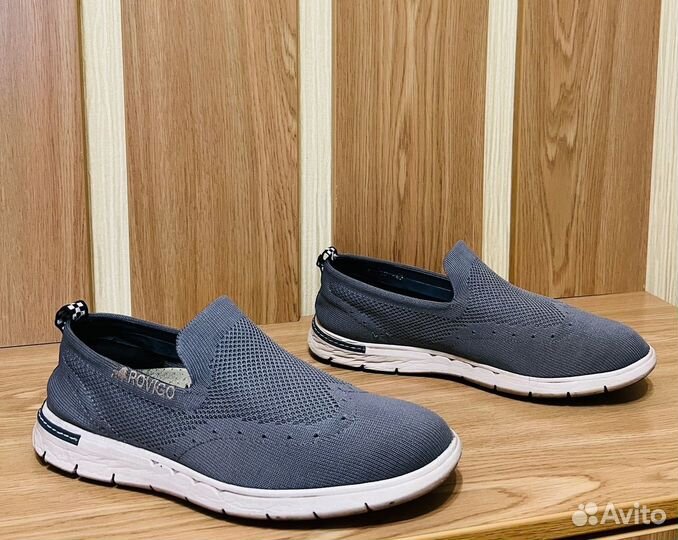 Кроссовки мужские