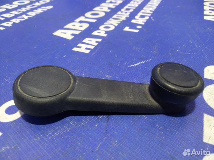 Ручка стеклоподъёмника Ford Focus 3 седан 2011