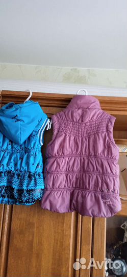 Жилеты для девочки от полугода до5
